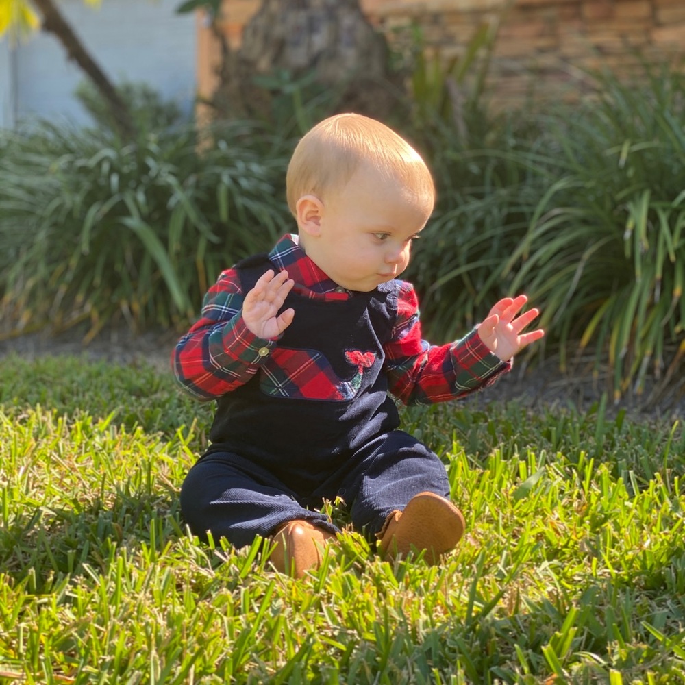2019 print Vineyard vines 12-18m set!